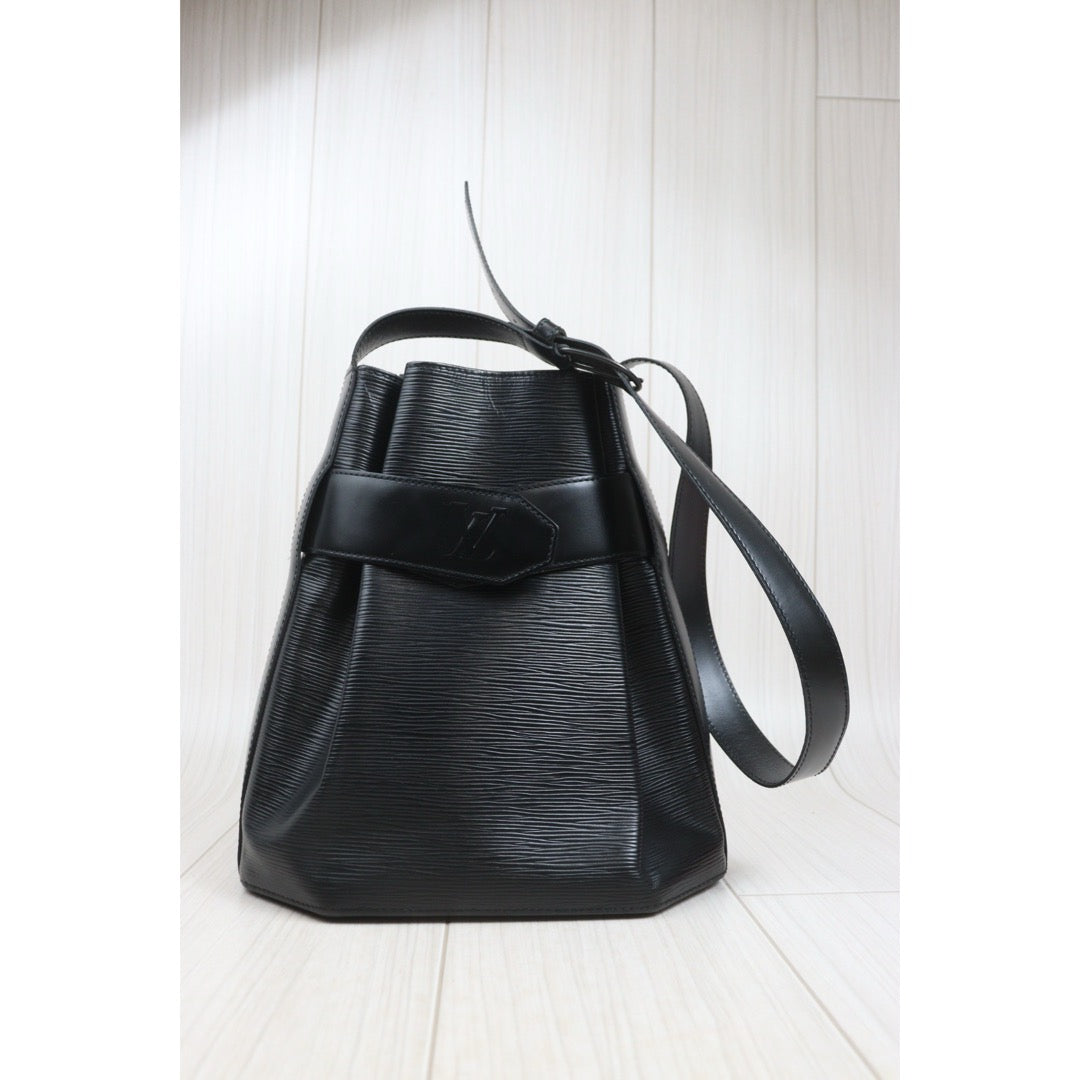 Include Entrupy Certificate of Authenticity｜Good ( Rank AB)｜Louis Vuitton Epi Sack de Paul Shoulder Bag Black｜26100805