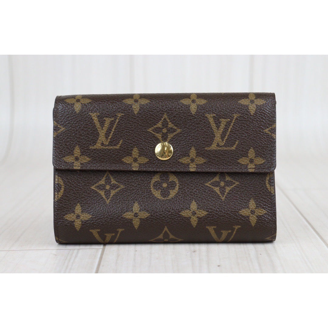 Rank AB ｜LV Monogram Portefeuil Alexandra Wallet｜23101107