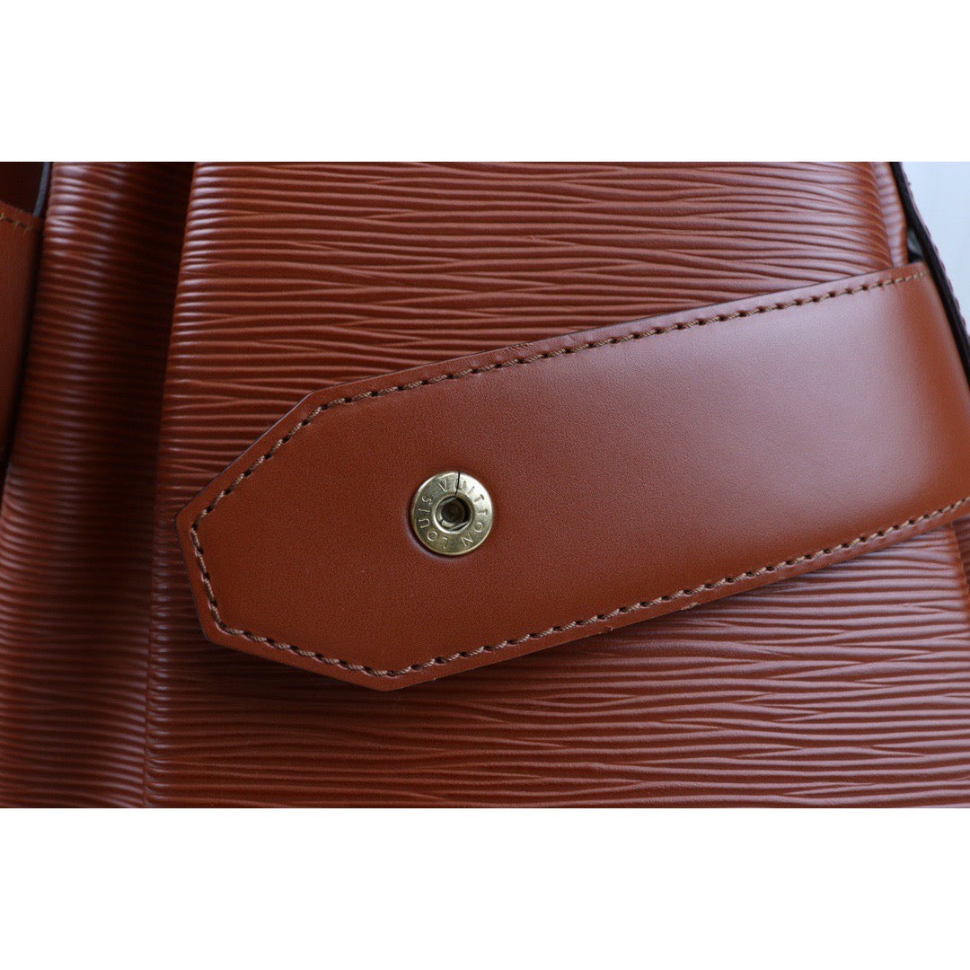 Rank A ｜ LV Epi Sack de Paul Shoulder Bag Brown｜23122301