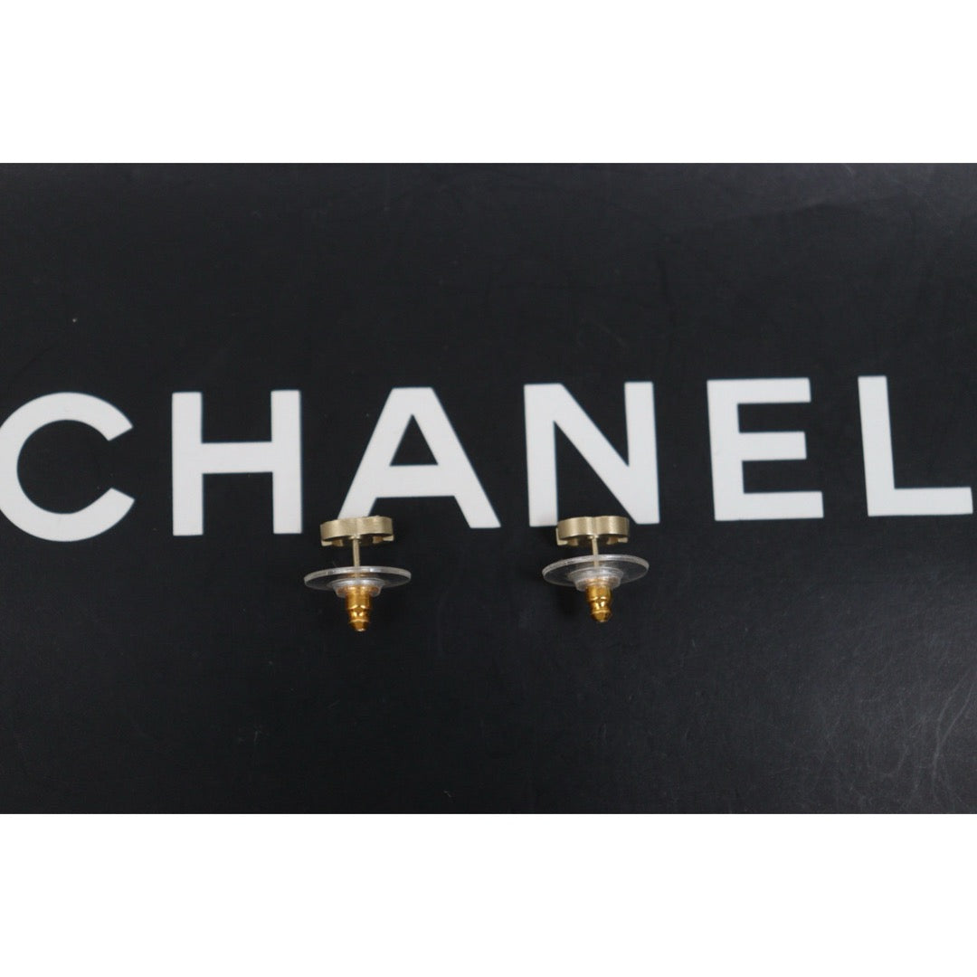 Include Authentic Detective Certificate of Authenticity｜Very Good ( Rank A) ｜CHANEL 08P COCO Mark Rhinestone Earrings Made In 2008Year｜26041312