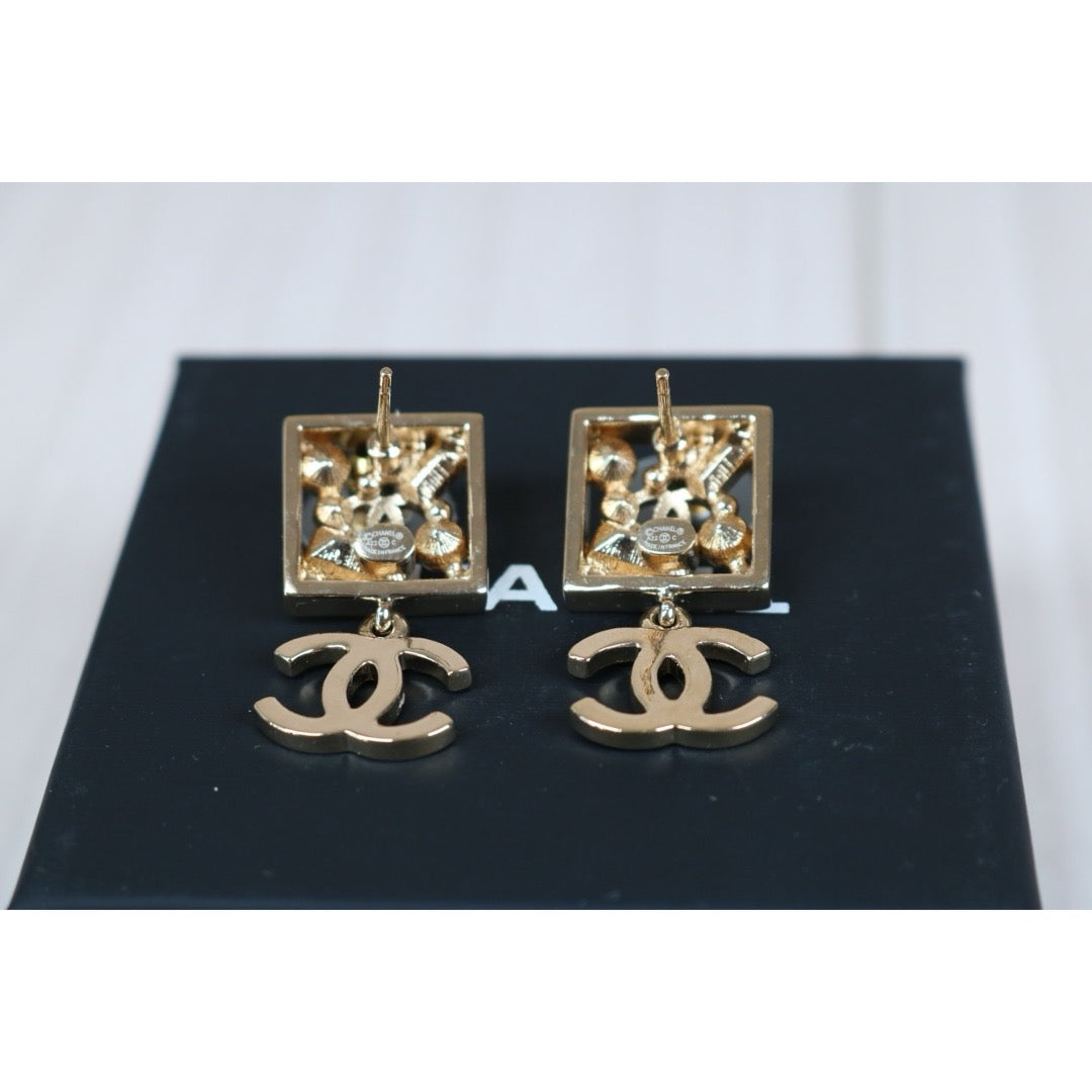 Excellent（Rank SA）｜CHANEL Pearl Rhinestone COCO Mark Drop Stud Earrings ｜X24092302