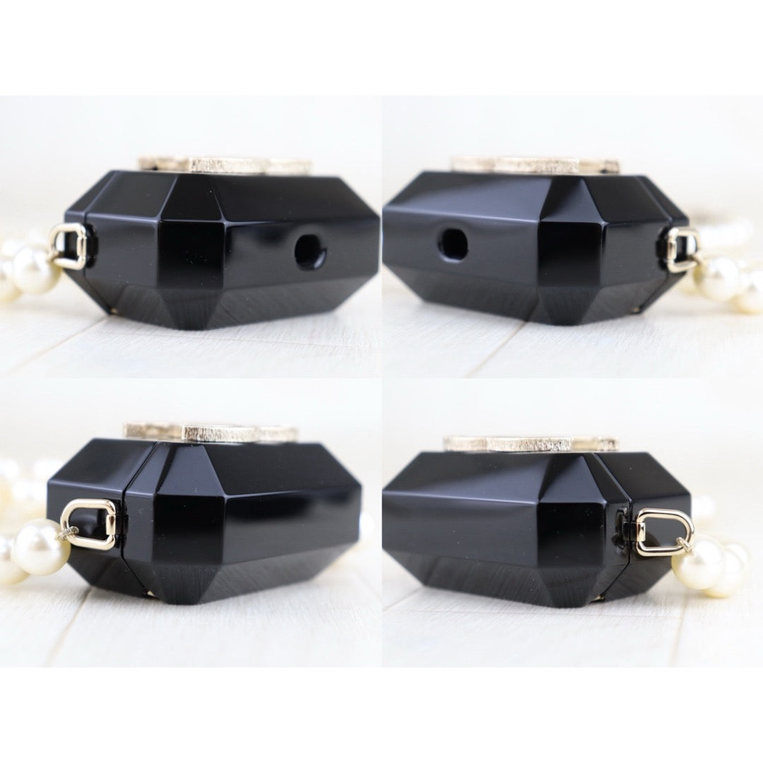 Very Good ( Rank A)｜ CHANEL Rhinestone Coco Mark Pearl Chain AirPods Pro Bag Made in 2021 year｜S25112001