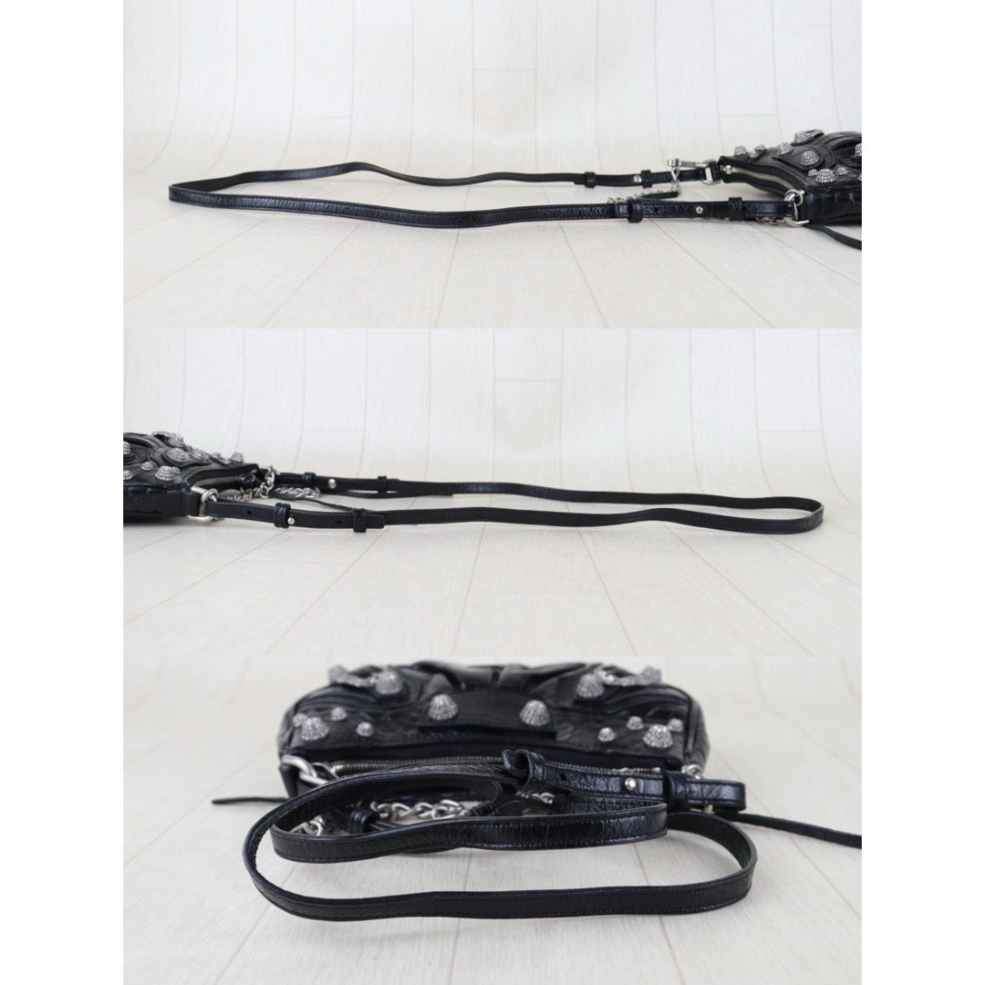 Include Entrupy Certificate of Authenticity｜Very Good ( Rank A)｜Balenciaga Calf Leather  Le Cagole Mini Black Shoulder Bag ｜S26051304