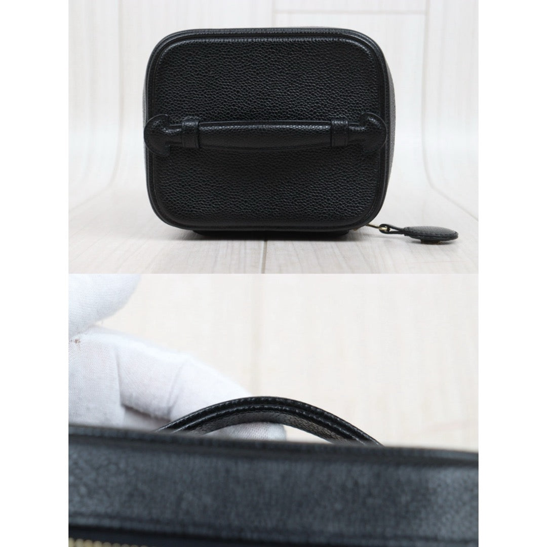 Very Good ( Rank A) ｜ CHANEL Caviar Skin Vanity Handbag  Made In 2002～2003Year ｜25112108