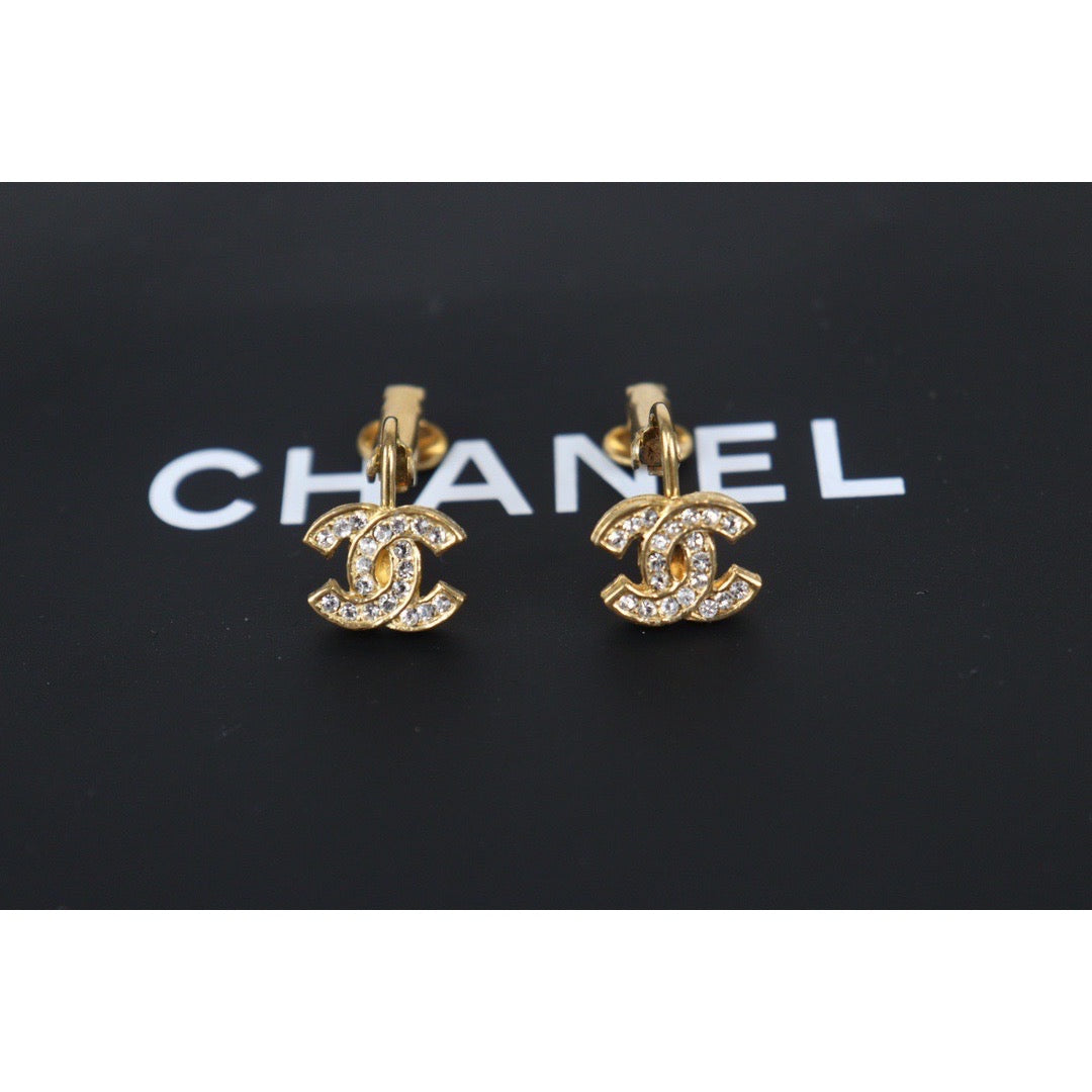 Rank A ｜CHANEL COCO Mark Diamond Vintage Earrings ｜23092624