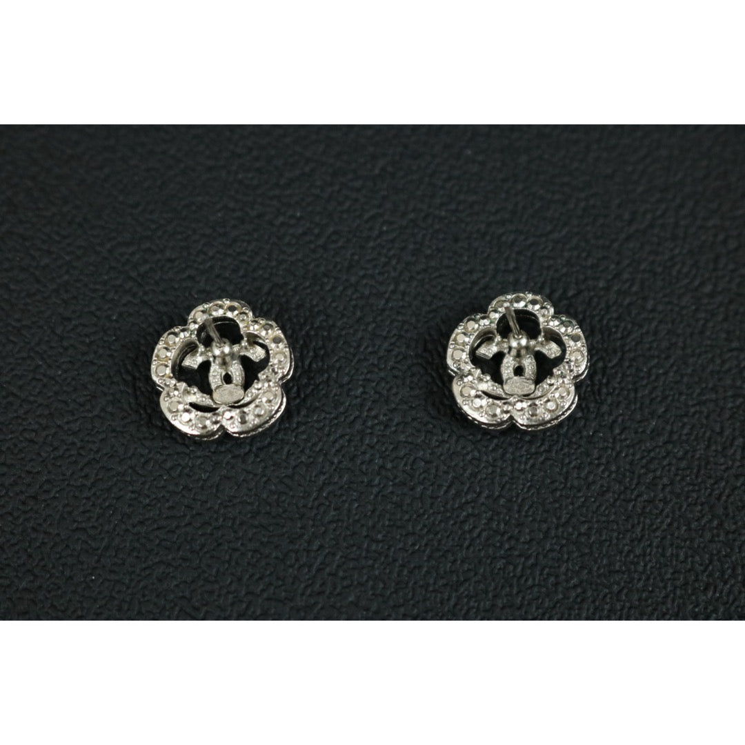 Include Authentic Detective Certificate of Authenticity｜Very Good ( Rank A) ｜CHANEL C21V COCO Mark Camellia Rhinestone Earrings Made In 2021Year｜S26061605
