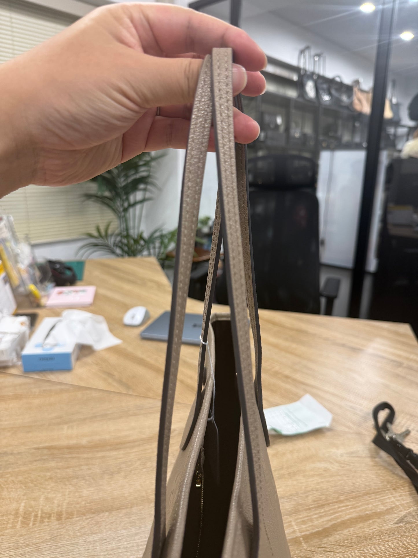 LV Full leather Neverful MM Shoulder Bag IC chips