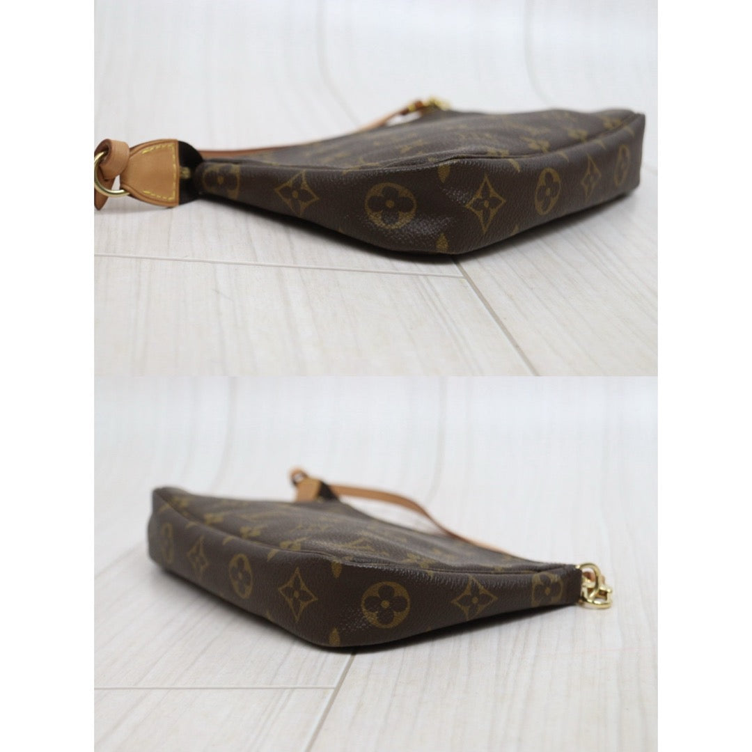 Very Good ( Rank A)｜LV Monogram Pochette Accessoires ｜26021902