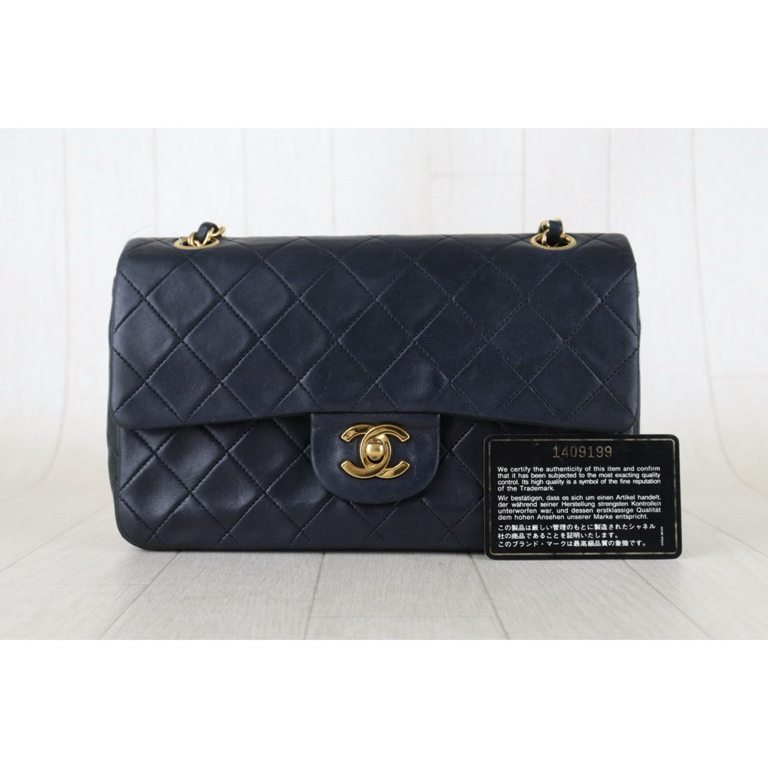 Include Entrupy Certificate of Authenticity｜Good ( Rank AB)｜ CHANEL Lamb Skin Matrasse Chain Double Flap 25 Shoulder Bag  Black Made In 1989-1991 Year｜S26083009