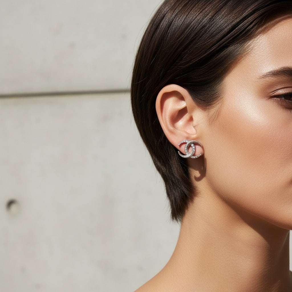 Include Authentic Detective Certificate of Authenticity｜Very Good ( Rank A) ｜CHANEL B15C COCO Mark Rhinestone Earrings Made In 2015Year｜S26061004