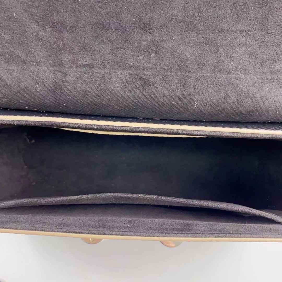 Rank A ｜ LV Epi Twist MM Shoulderbag Black｜2307136