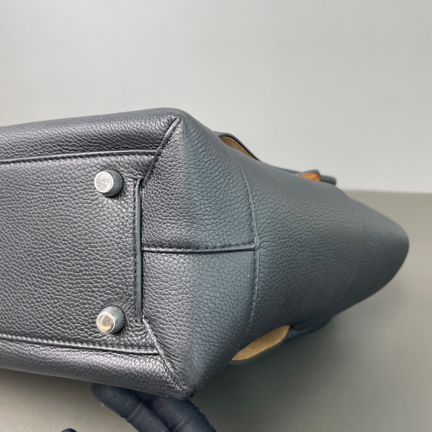 Bottega Veneta Calf Leather Arcoe  HandBag Black