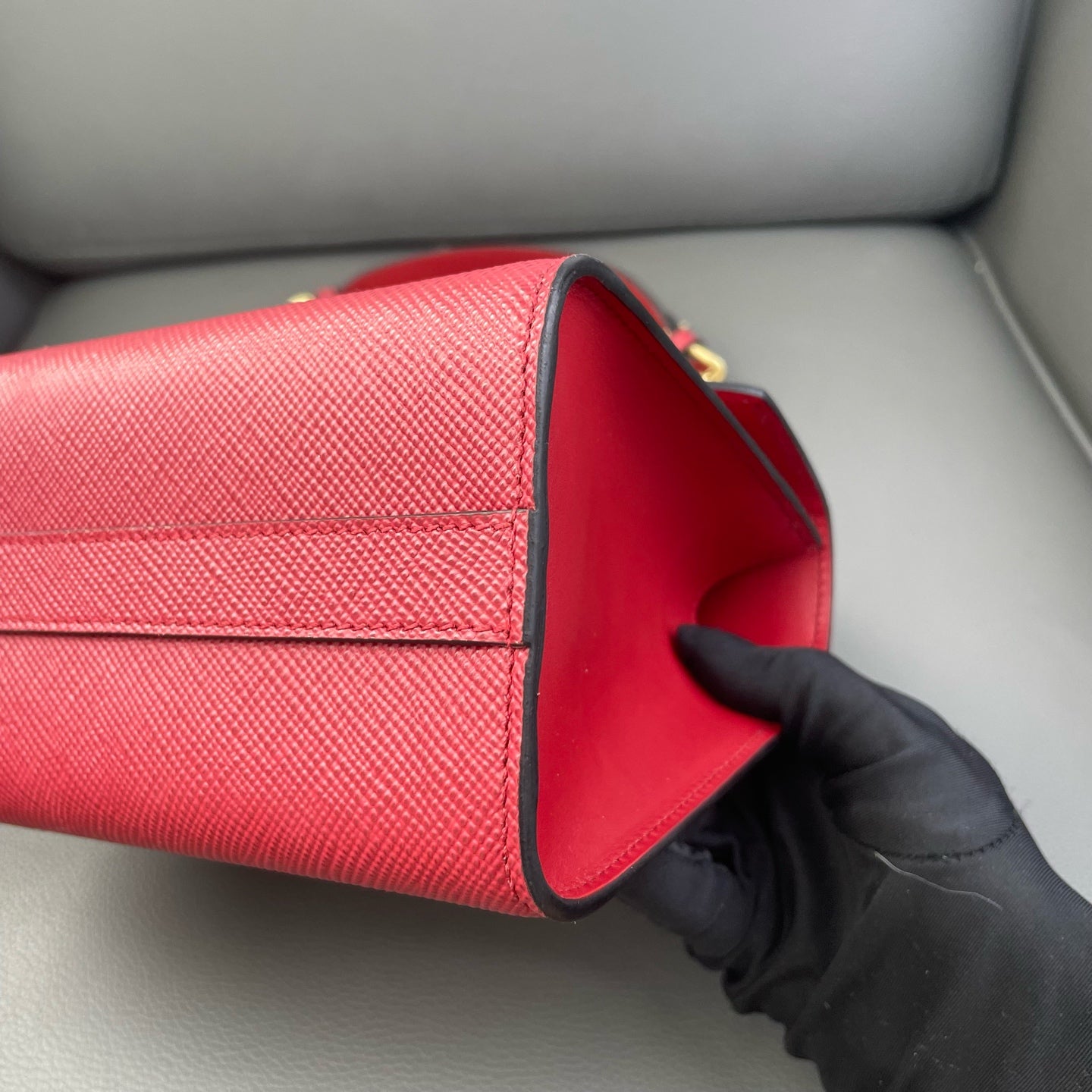 First installment 1/3｜ PRADA Shoulder Bag Red