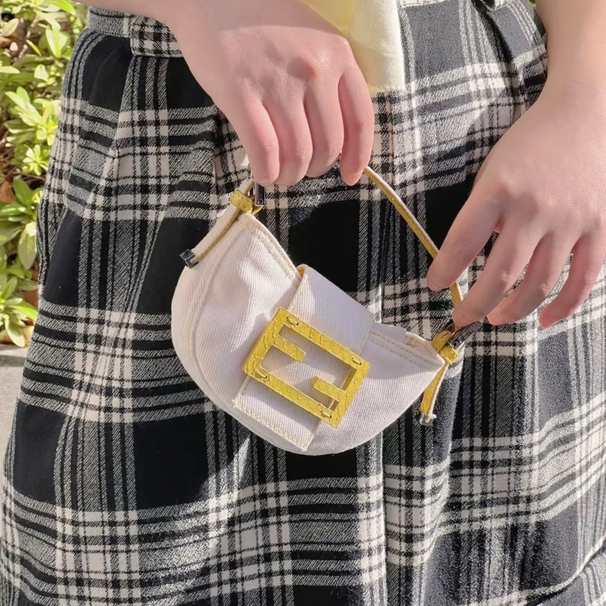 Include Entrupy Certificate of Authenticity｜Good ( Rank AB)｜ FENDI White Denim and Yellow Python Mini Croissant Shoulder Bag ｜X26090802
