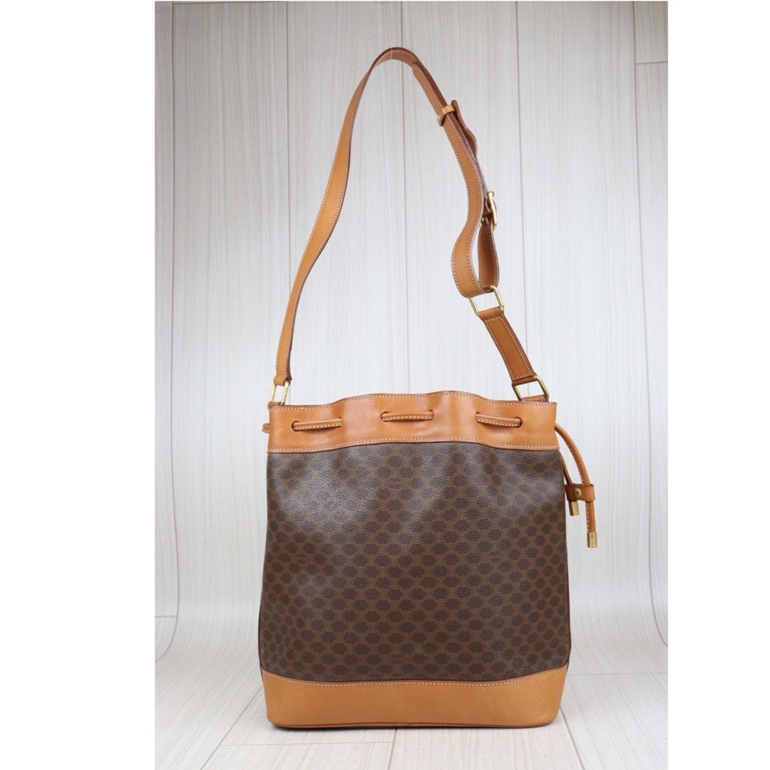 Wholesale｜Rank AB｜V23110224