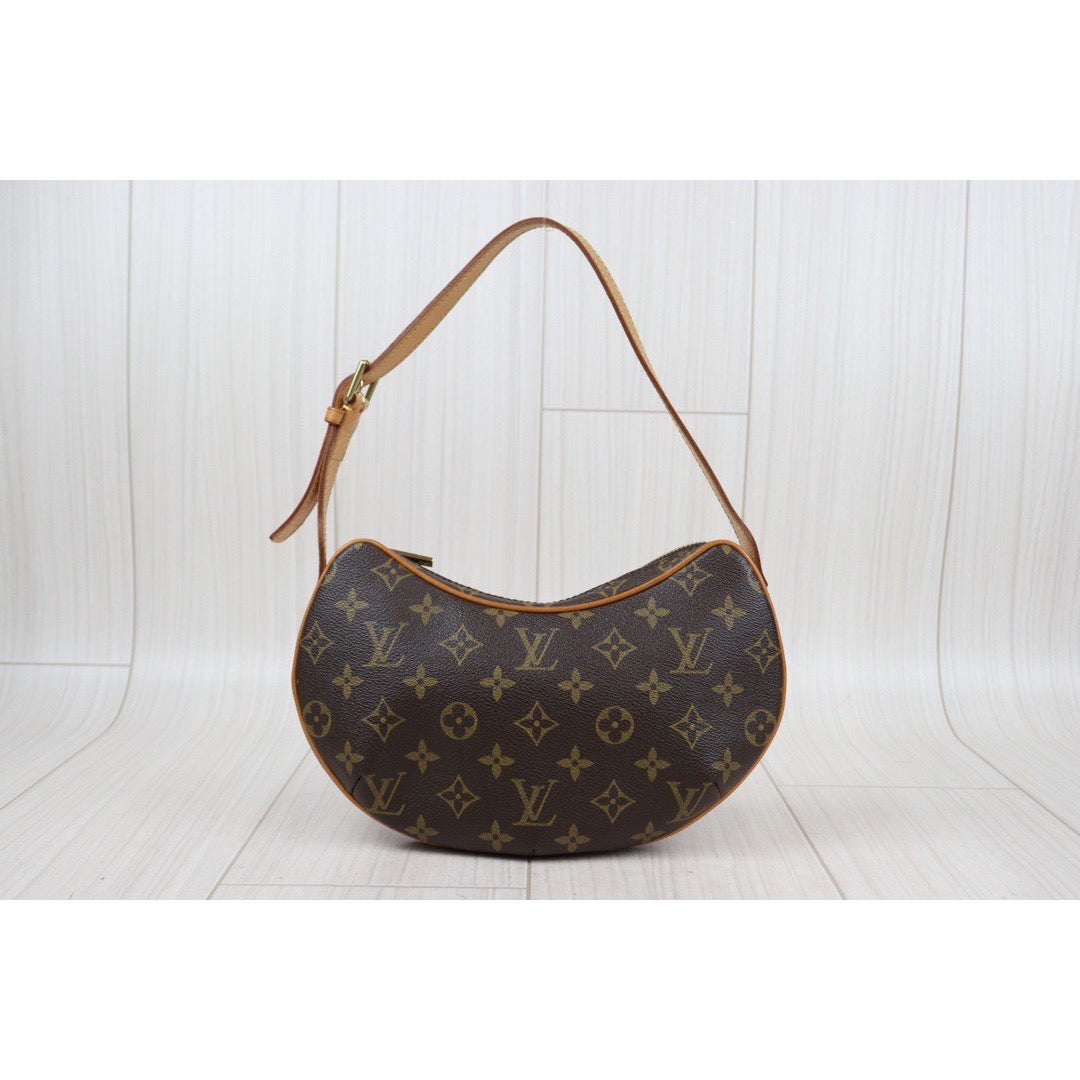 Rank AB｜LV Monogram Pochette Croissant Shoulder Bag｜24011620