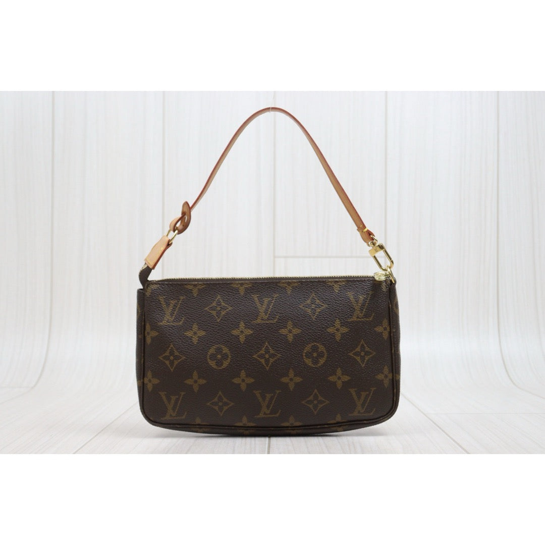 Include Entrupy Certificate of Authenticity｜Very Good ( Rank A)｜ Louis Vuitton  Monogram Pochette Accessoires ｜26061106