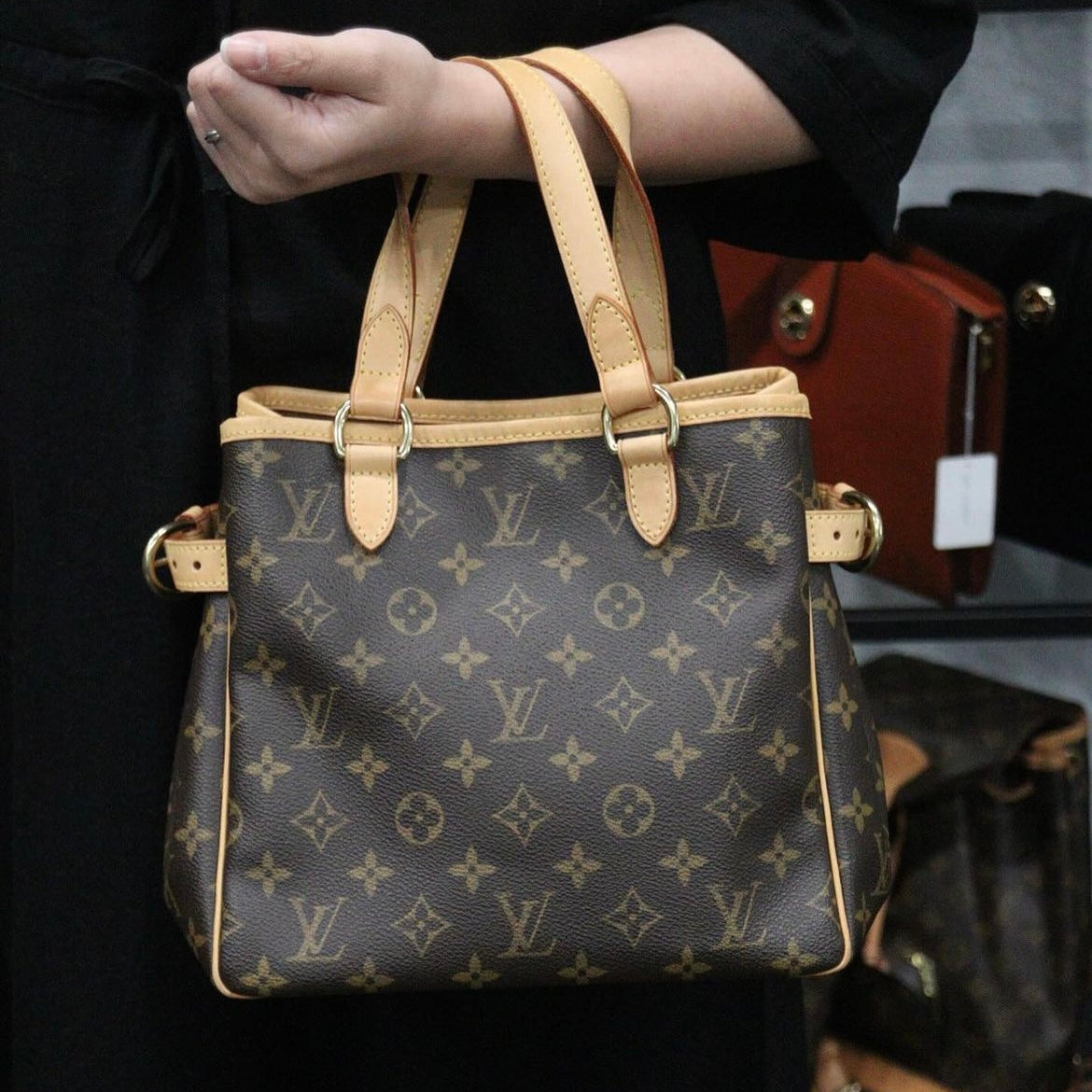 Rank A ｜ LV Monogram Batignolles Vertical PM Handbag｜23122101