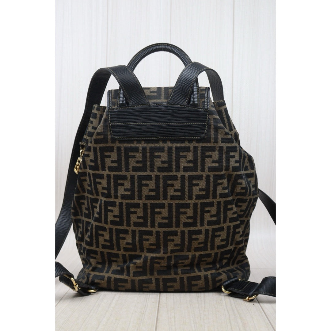 Very Good ( Rank A) ｜ FENDI Zucca Backpack ｜24102215