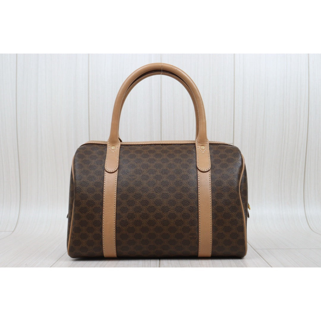 Good ( Rank AB)｜CELINE Macadam Poston 25 Bag  ｜P25041407