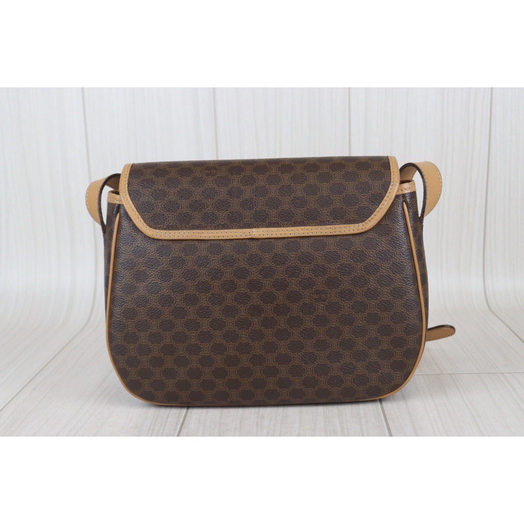 Rank AB ｜ CELINE Macadam Shoulderbag ｜23092215