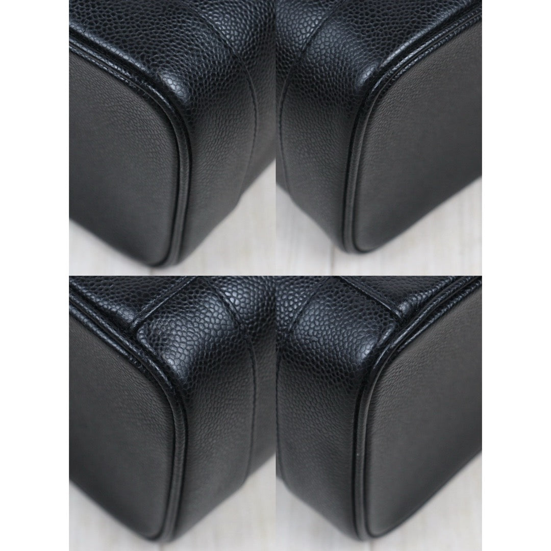 Include Entrupy Certificate of Authenticity｜Good ( Rank AB)｜ CHANEL Caviar Skin Vanity Handbag  Made In 2002～2003Year ｜26011502