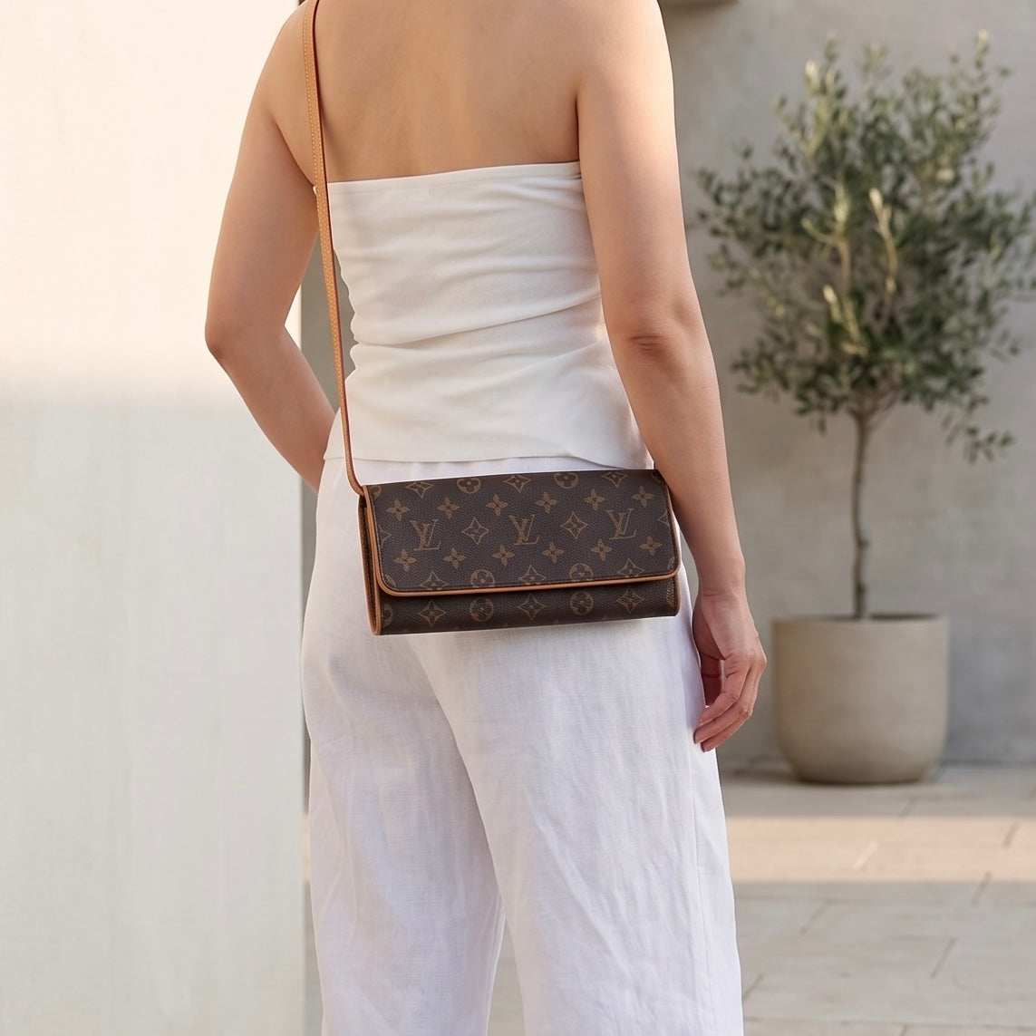 Include Entrupy Certificate of Authenticity｜Good ( Rank AB)｜ Louis Vuitton  Monogram Pochette Twin GM｜26080618