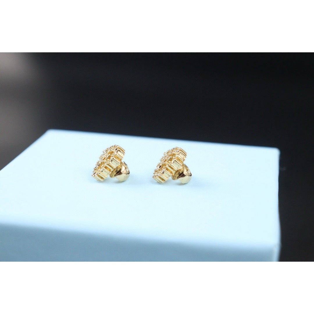 Very Good ( Rank A)｜ Dior CD Earring Gold Plated｜24082904