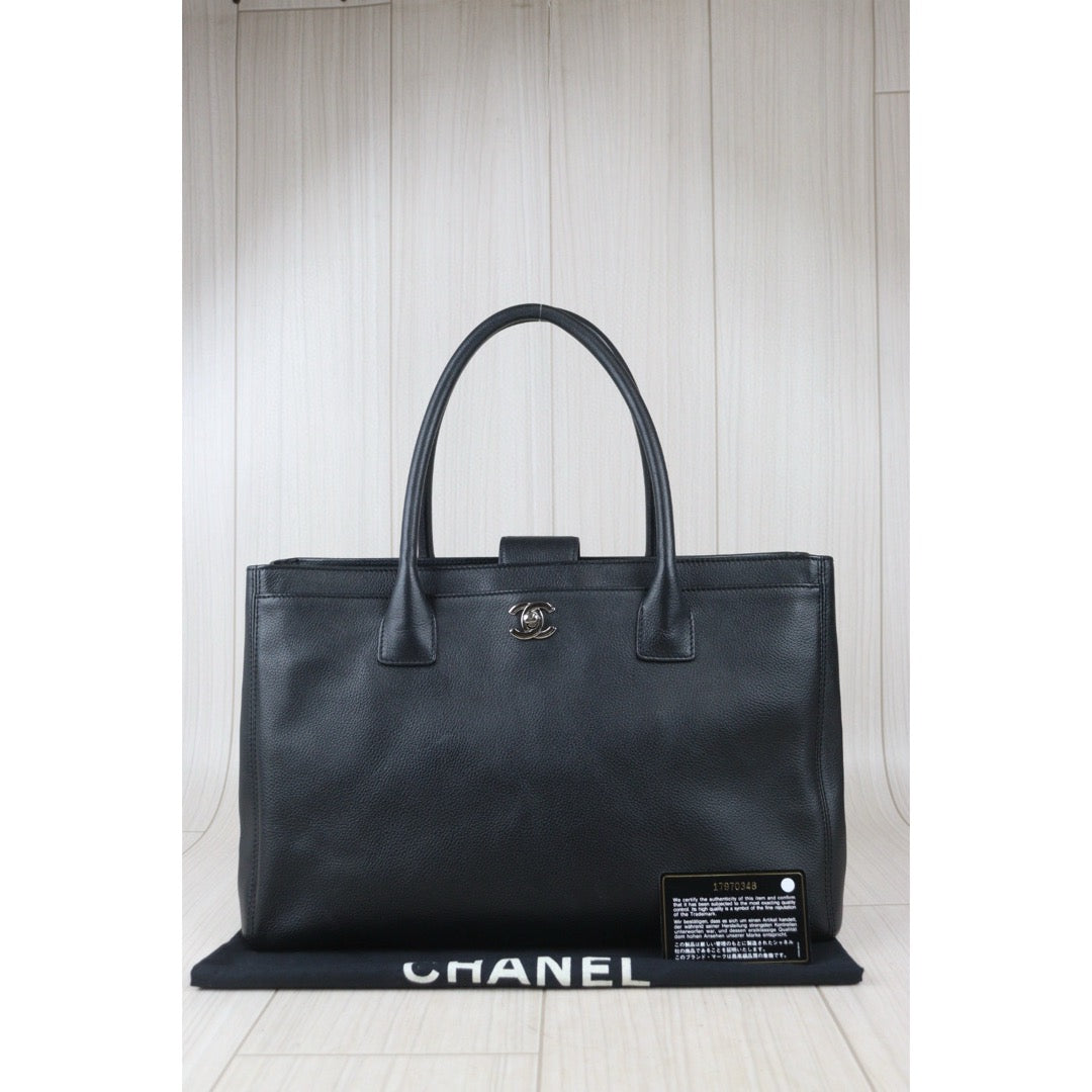 Good ( Rank AB) ｜CHANEL Calf Skin Shoulder Bag Made in 2012-2013 Year｜24090405