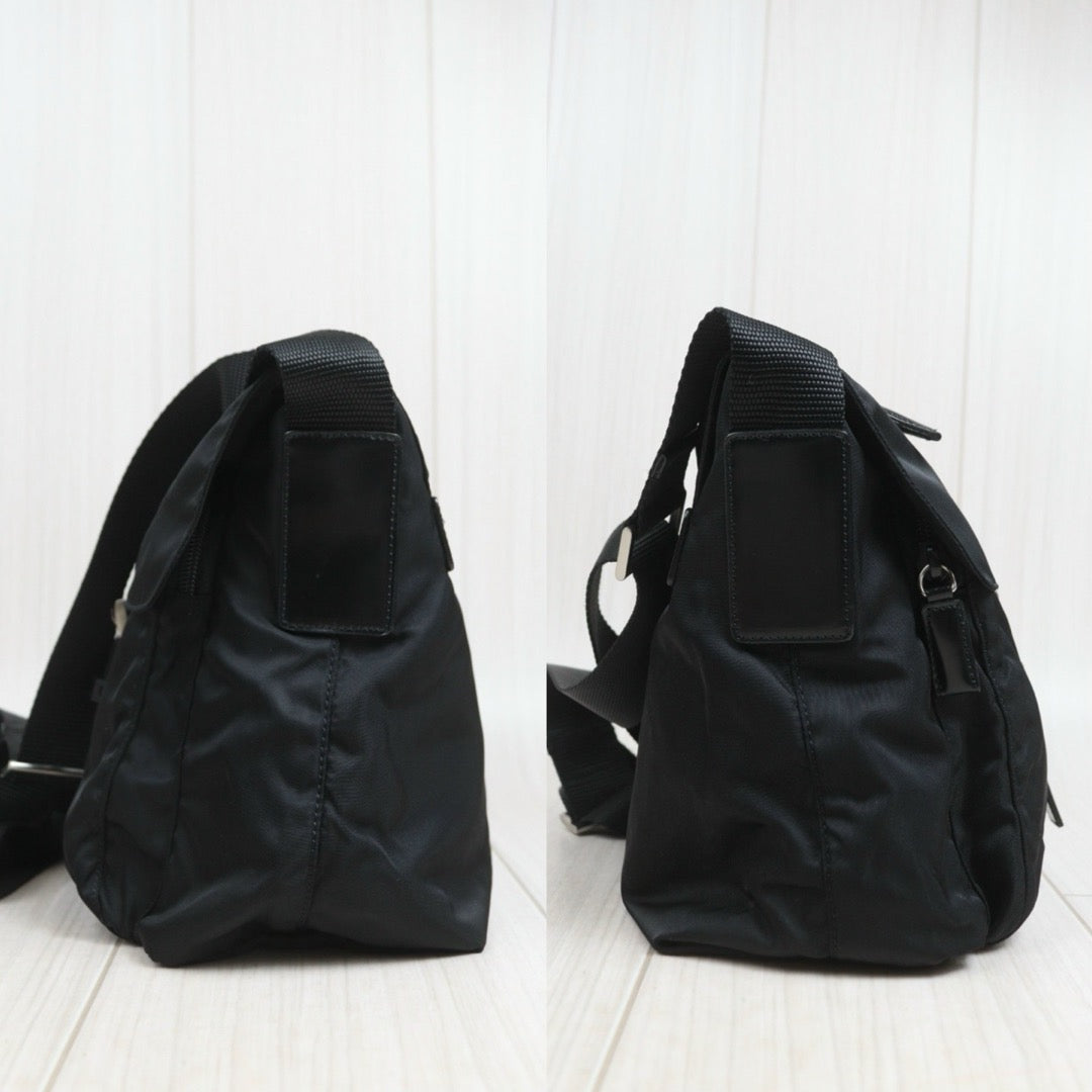 Include Entrupy Certificate of Authenticity｜Very Good ( Rank A) ｜Prada  Vela Nylon Black Shoulder Bag｜26091803