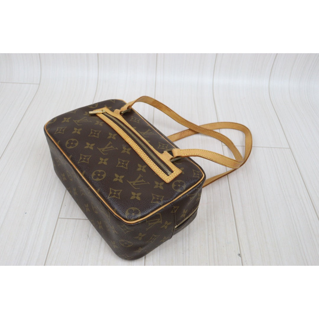 Include Entrupy Certificate of Authenticity｜Fair ( Rank B)｜Louis Vuitton Monogram Cite MM Shoulder Bag｜26011301