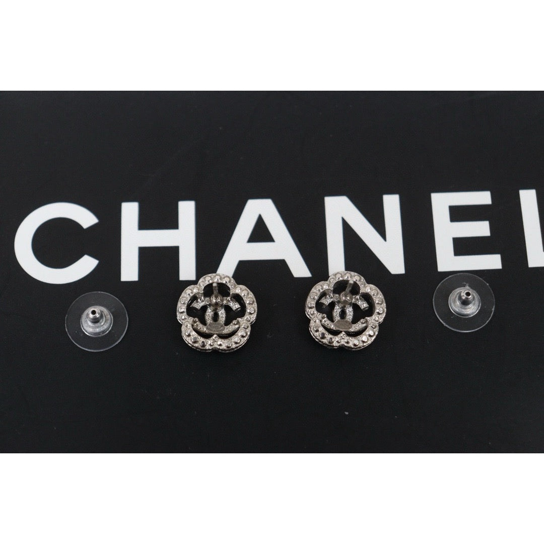 Very Good ( Rank A) ｜CHANEL COCO Mark Silver Diamond Vintage Earrings ｜S24102413