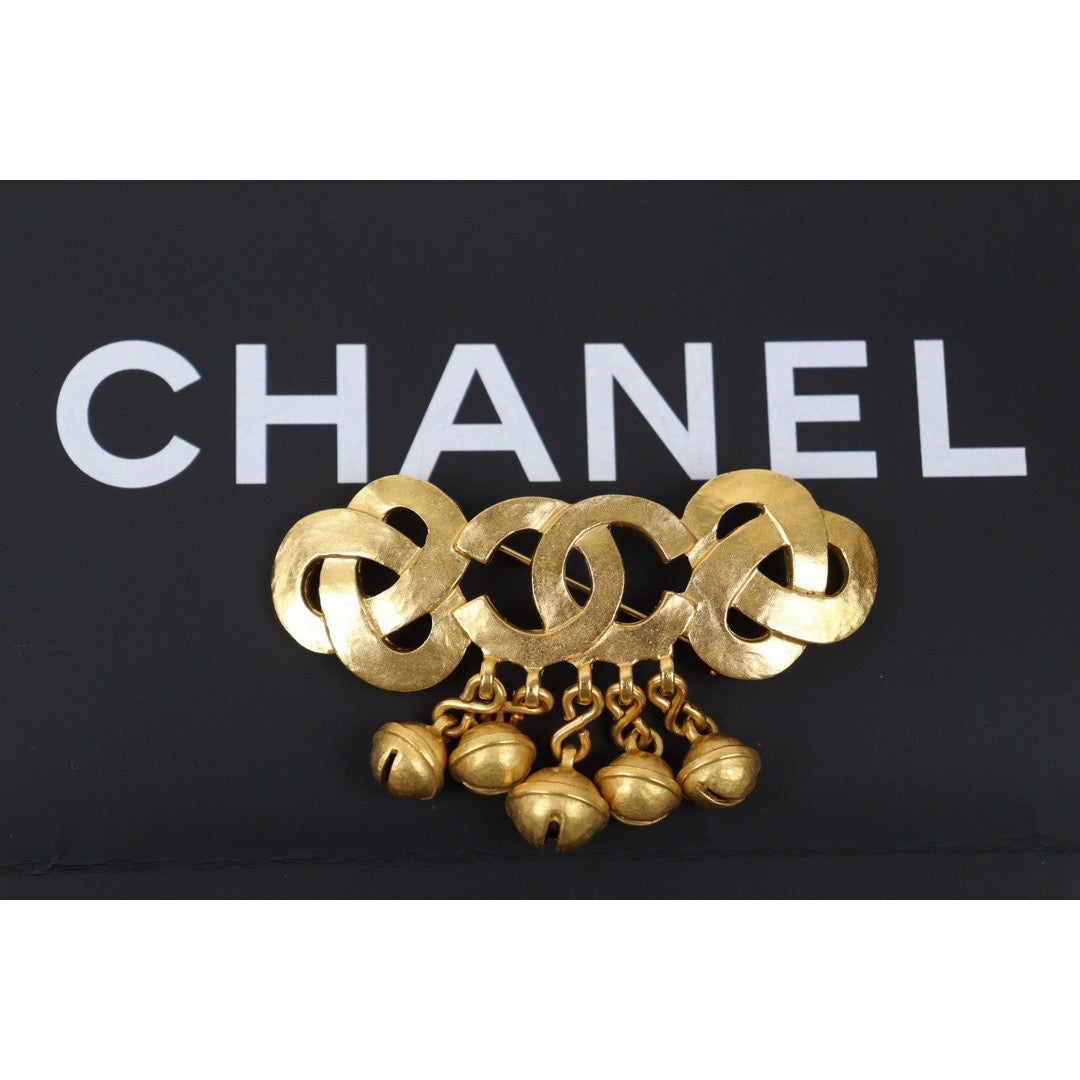 Rank A ｜ CHANEL Coco Mark Bell Gold Brooch ｜Q24050945