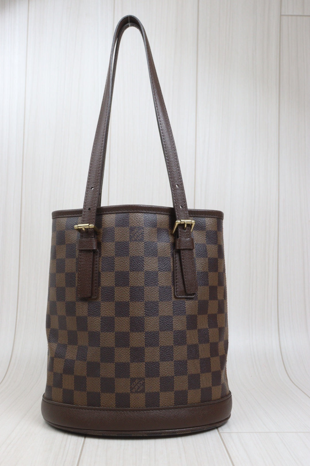 Include Entrupy Certificate of Authenticity｜Very Good ( Rank A) ｜ Louis Vuitton Damier Ebene Marais Bucket PM Shoulder Strap｜26101906