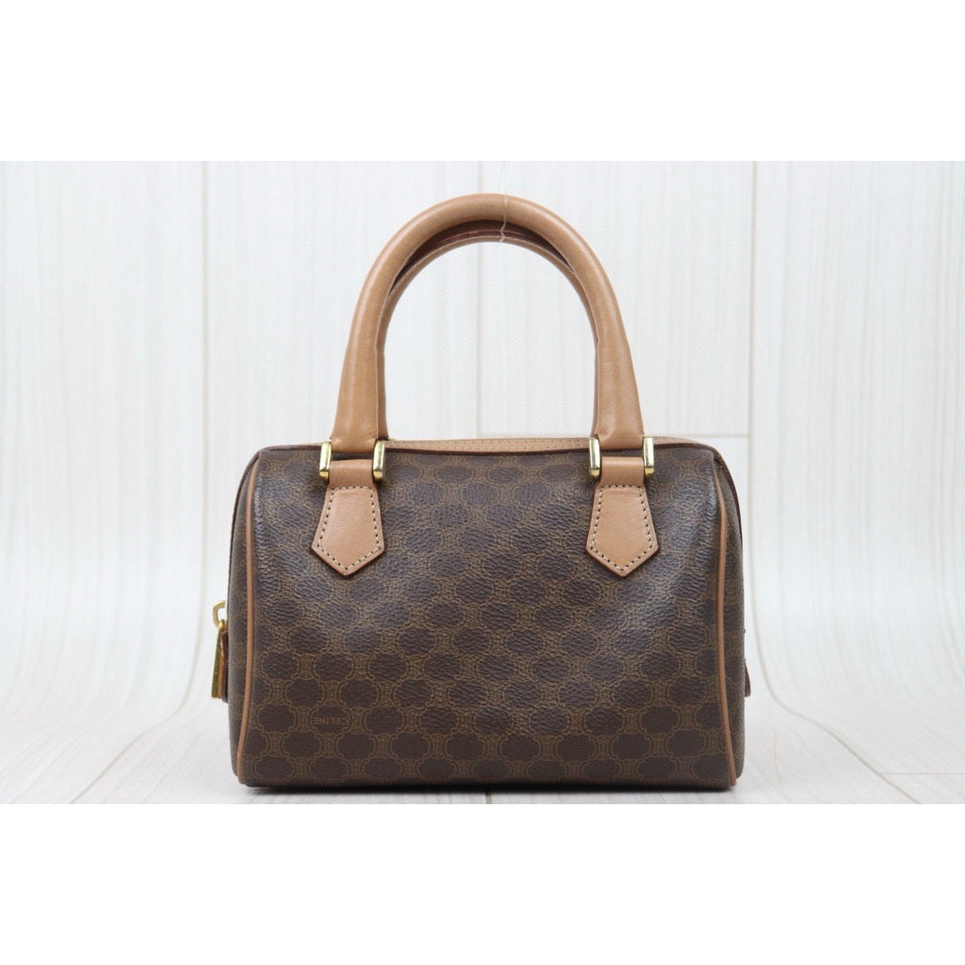 Good ( Rank AB) ｜CELINE Macadam Poston 18 Bag  ｜V24103127