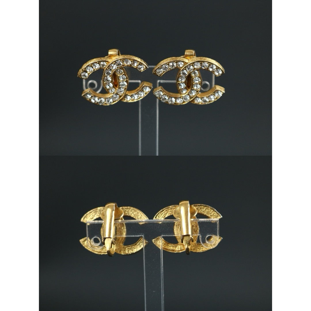 Include Authentic Detective Certificate of Authenticity｜Very Good ( Rank A) ｜ CHANEL  Coco Mark Golden Plated Rhinestone  Earrings ｜26070301