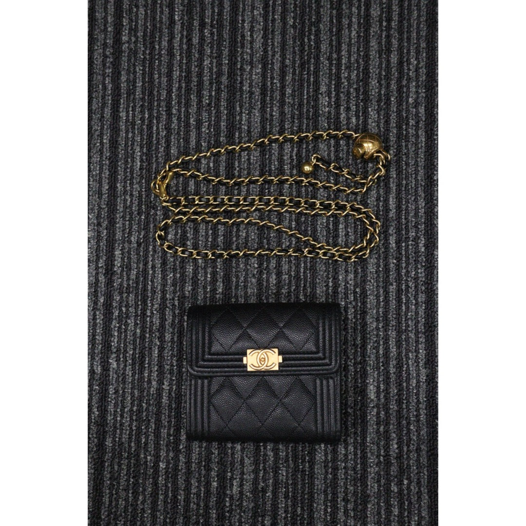 Rank S｜CHANEL Leboy Caviar Skin Black Wallet｜23120712