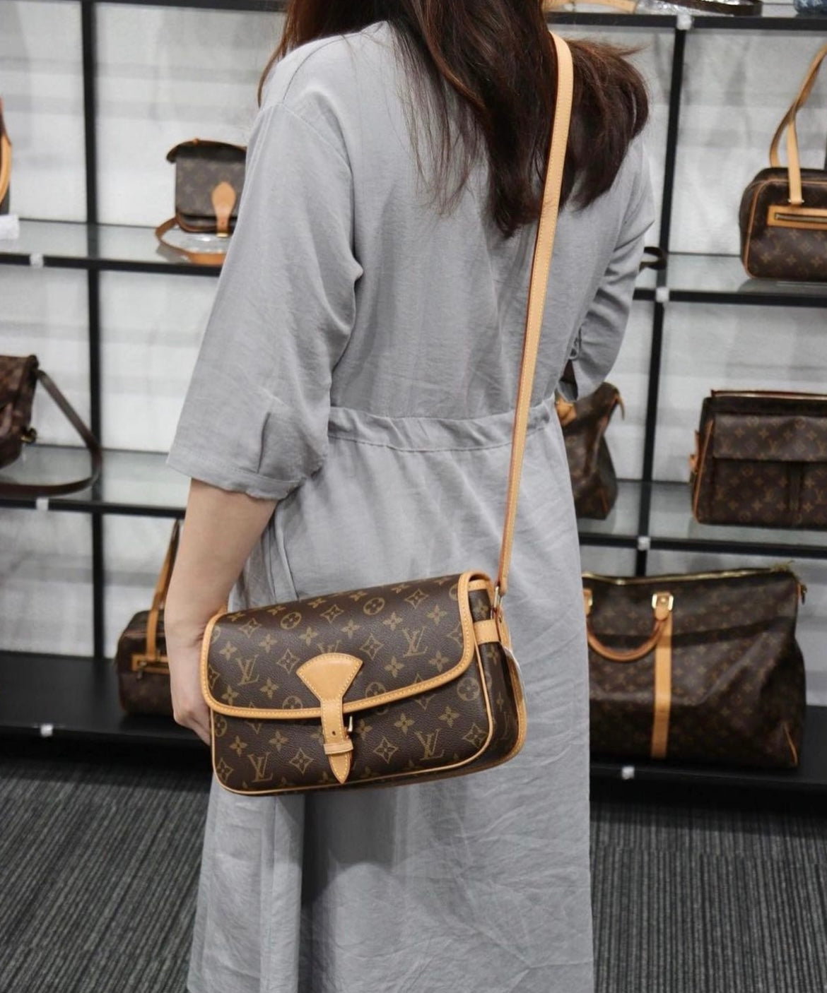 Rank AB ｜LV Monogram Sologne ShoulderBag｜V23062342