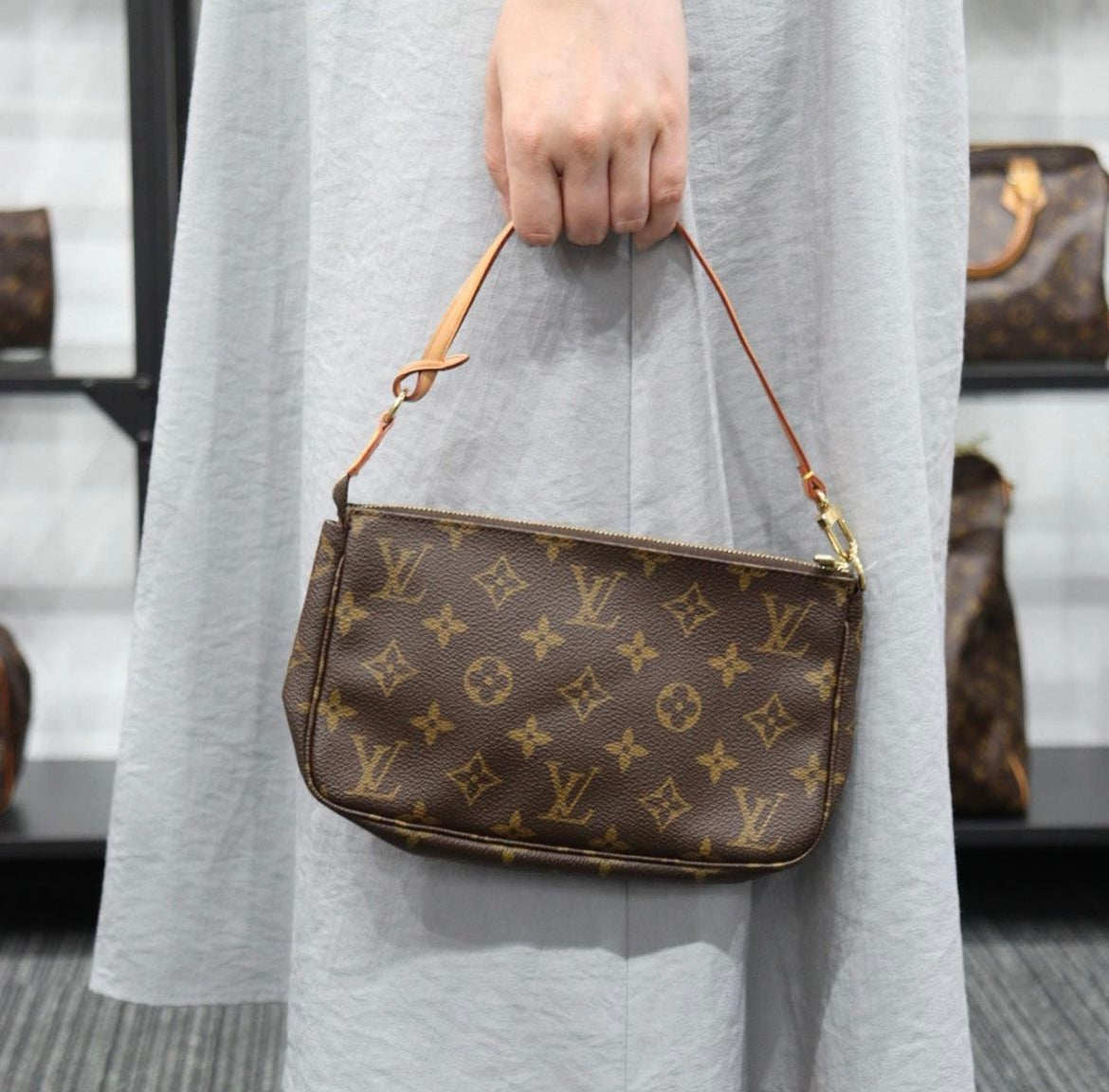 Rank AB ｜ LV Monogram Pochette Accessoires ｜23051903