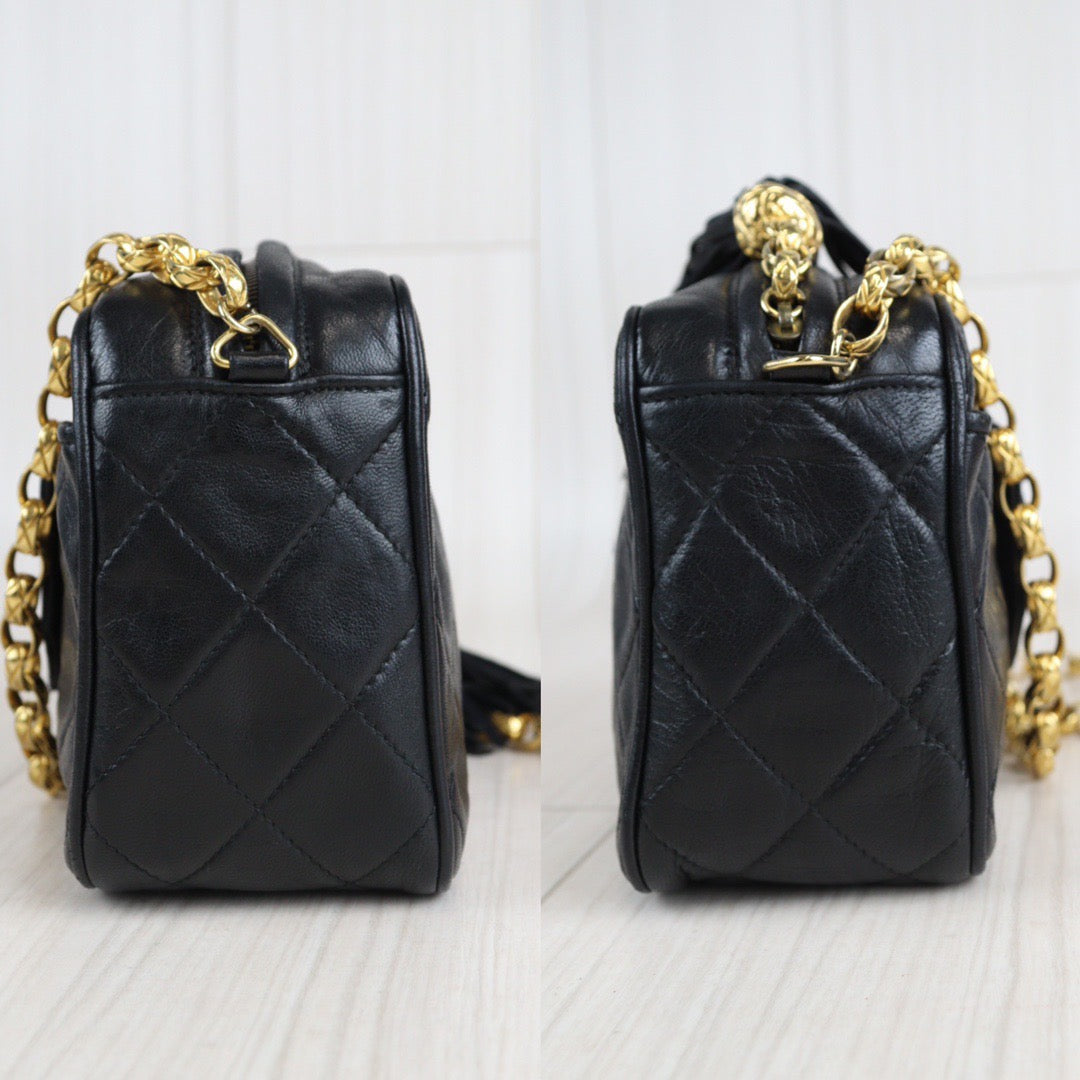 Rank A ｜ CHANEL Matrasse Chain Camera Bag 18 Shoulder Bag Made In 1989～1991 Year｜23071002