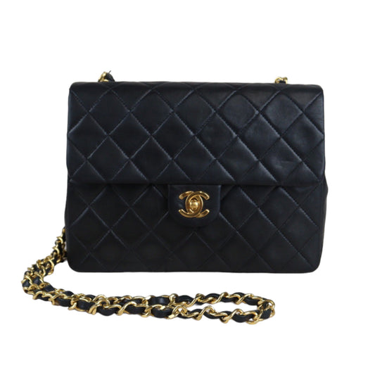 Rank AB ｜ CHANEL Black Lanbskin Square 20 Shoulder Bag Made In 1989～1991 Year｜V23062973