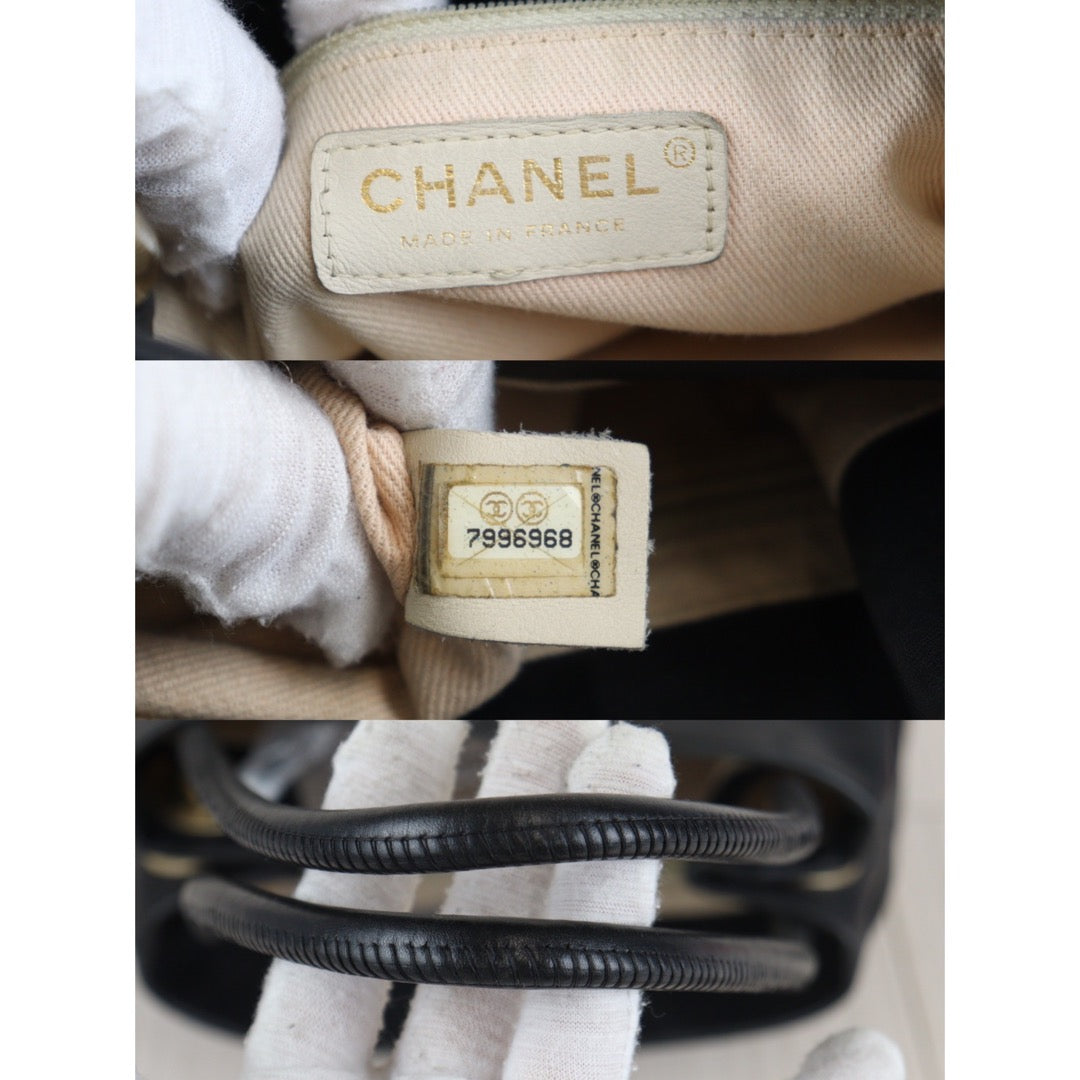 Rank AB ｜ CHANEL Vintage Lamb leather Camellia Tote Bag Black｜V23062974