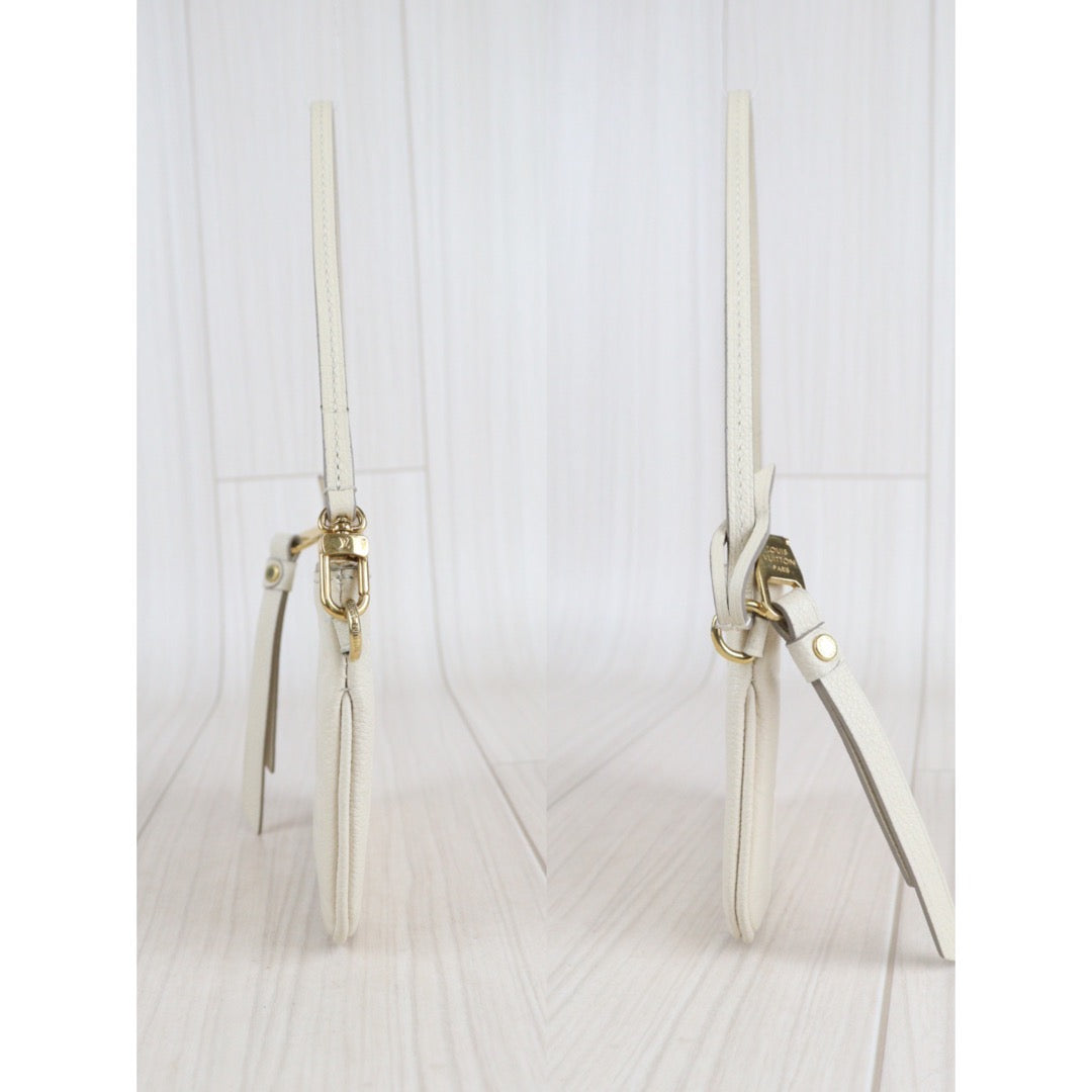 Rank AB ｜ LV Calf Leather Accessory Pouch White ｜V23062325