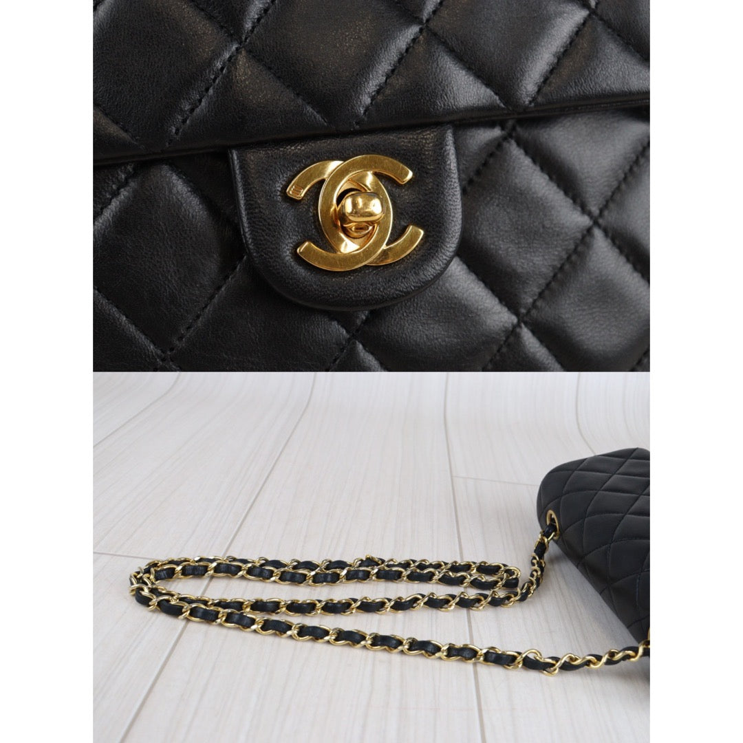 Rank AB ｜ CHANEL Black Lanbskin Square 20 Shoulder Bag ｜230062604