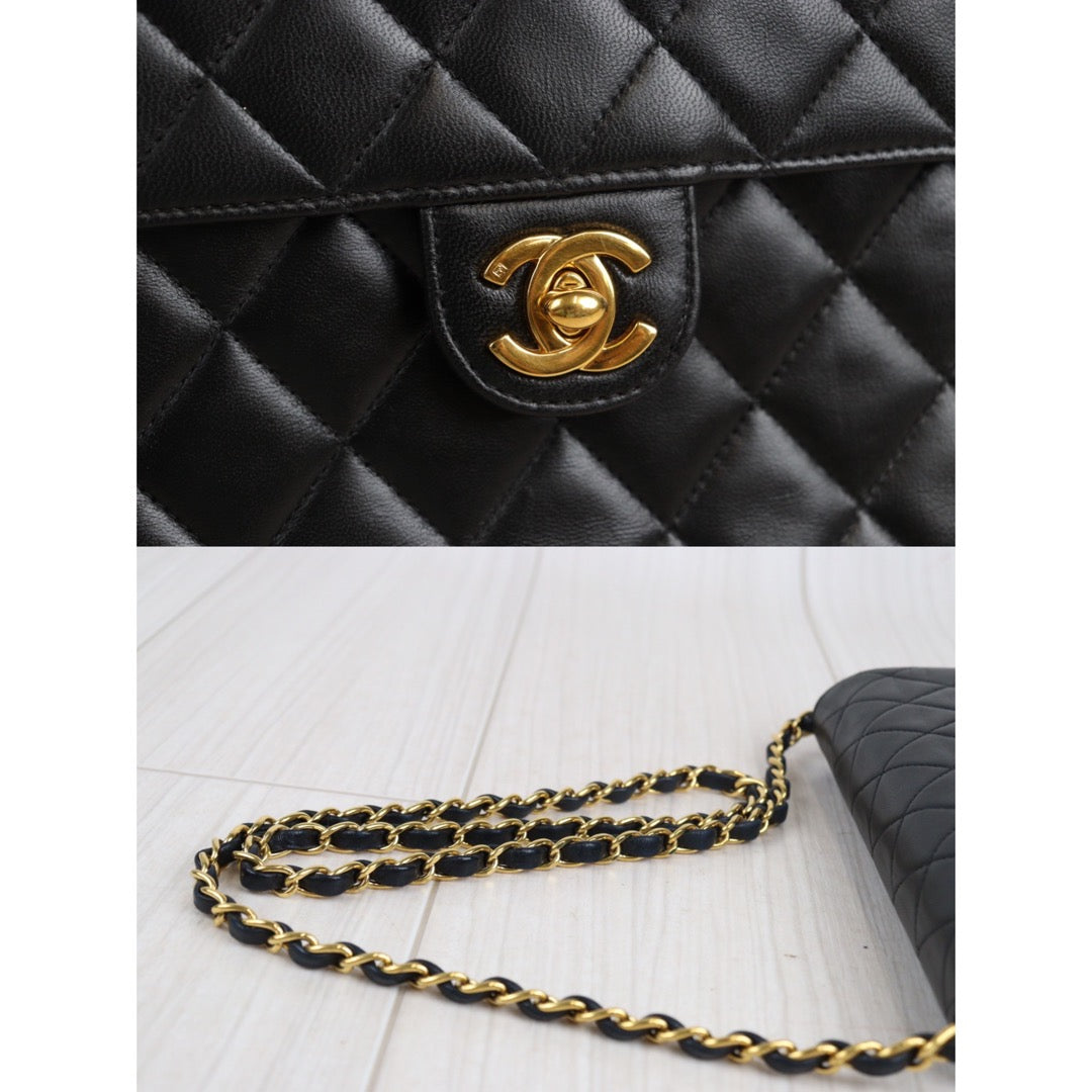 Rank AB ｜CHANEL Matrasse Lambskin Turn Lock 22 Shoulder Bag ｜V23061015