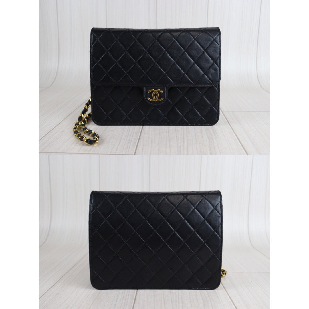 Rank AB ｜ CHANEL Matrasse Lamb Leather Shoulder Bag 22｜V23071424