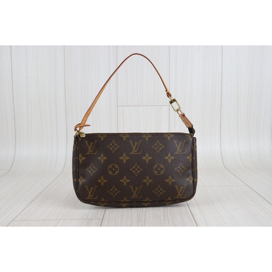 Rank AB ｜ LV Monogram Pochette Accessoires ｜V23072006