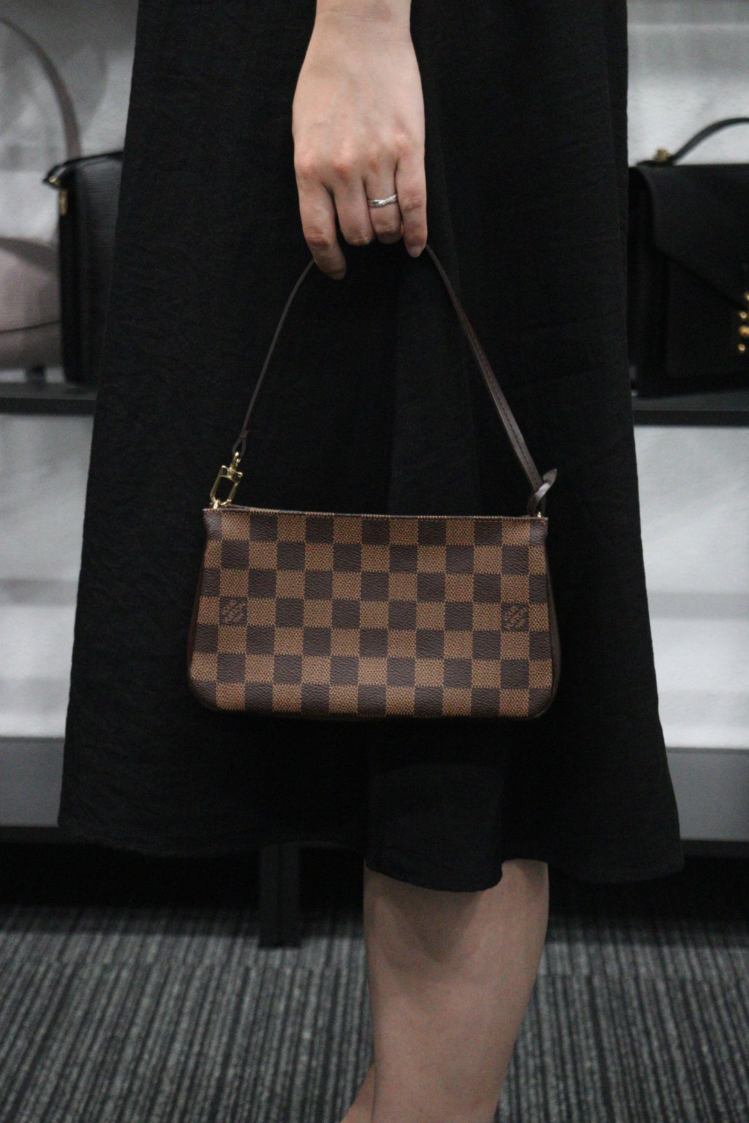Rank A ｜ LV Damier Pochette Accessoires ｜23062941