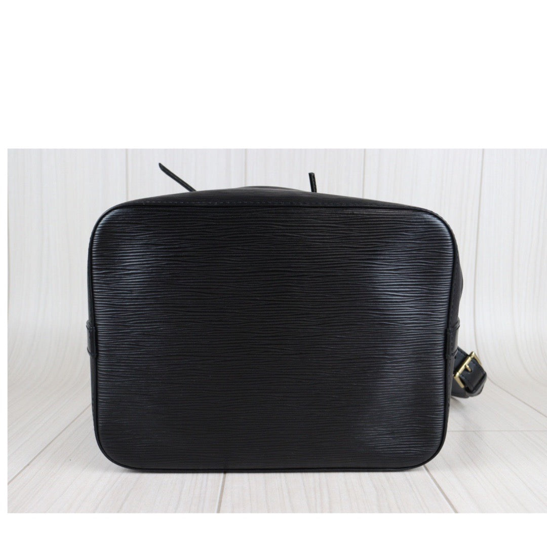 Rank A ｜ LV Epi Black Shoulder Bag｜23051606