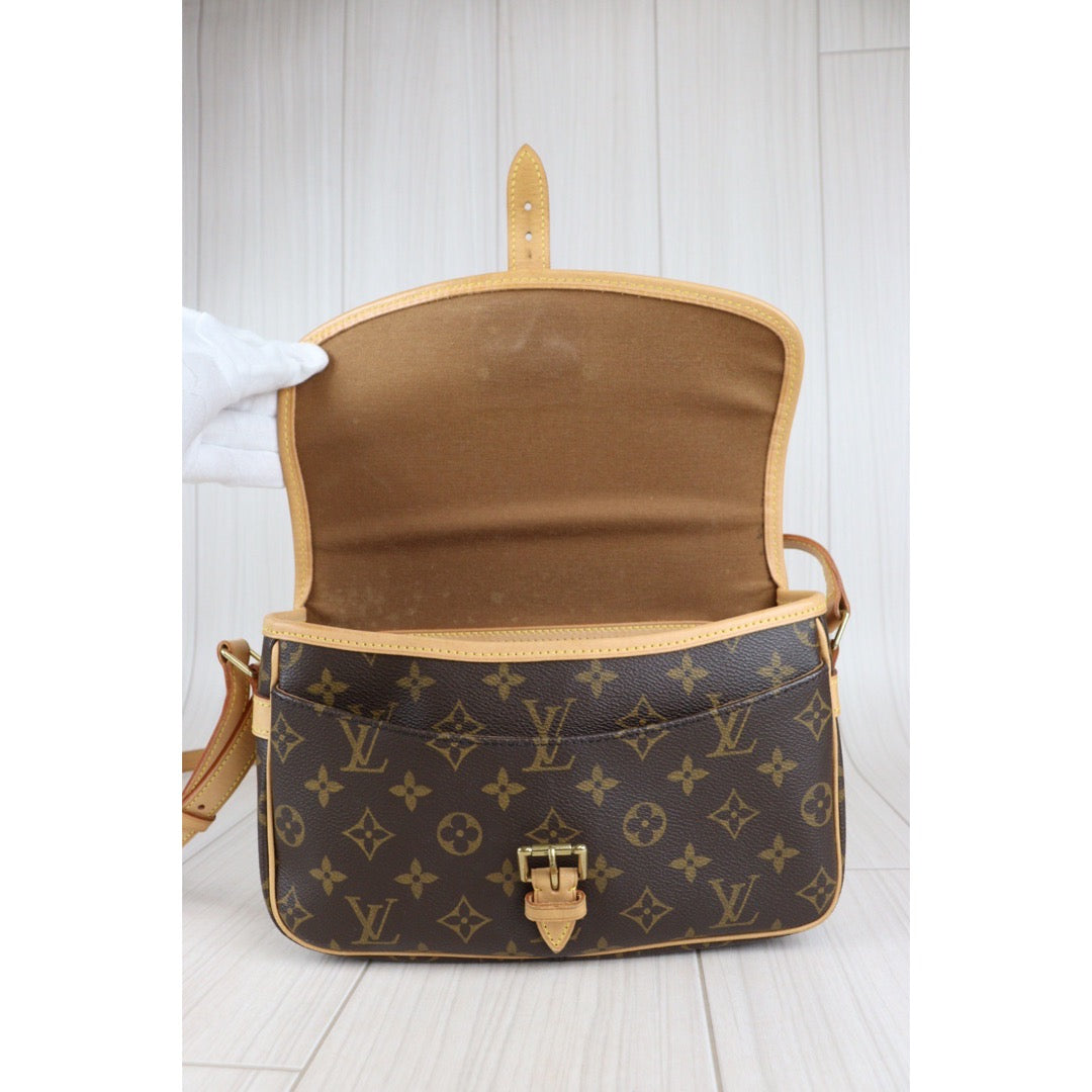 Rank AB ｜LV Monogram Sologne ShoulderBag｜23051605